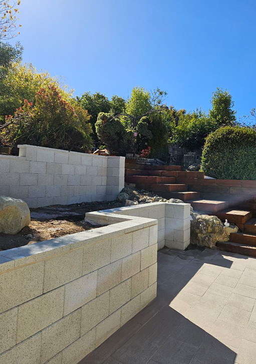 Retaining wall by Effective Block & Bricklaying, Hobart